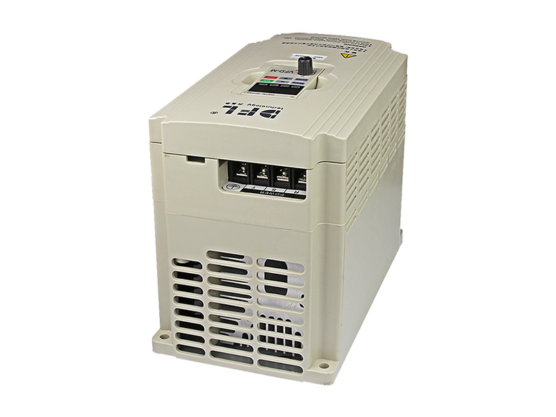 8000B通用變頻器，變頻器價(jià)格，變頻器生產(chǎn)廠家