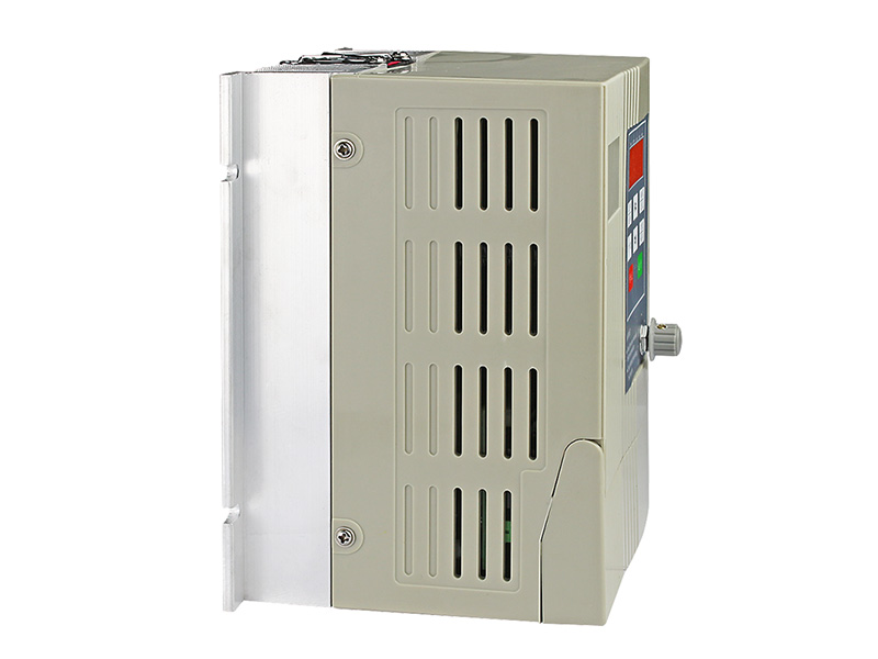 3000H通用變頻器，三相通用變頻器，變頻器生產(chǎn)廠家，變頻器價格